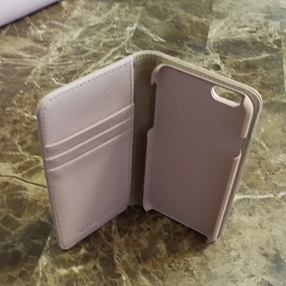 Sold - Picture 3 of 7